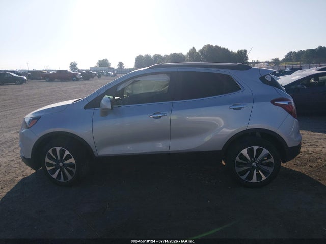 45618124 :رقم المزاد ، KL4CJESM5NB568886 vin ، 2022 Buick Encore Awd Preferred مزاد بيع