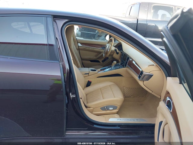 2011 Porsche Panamera 4 მანქანა იყიდება აუქციონზე, vin: WP0AA2A71BL011129, აუქციონის ნომერი: 45618194