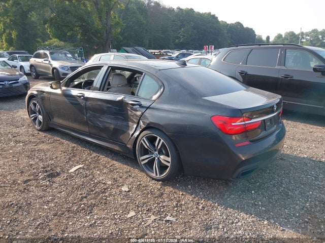 Продажа на аукционе авто 2016 Bmw 750i Xdrive, vin: WBA7F2C55GG416043, номер лота: 45618195