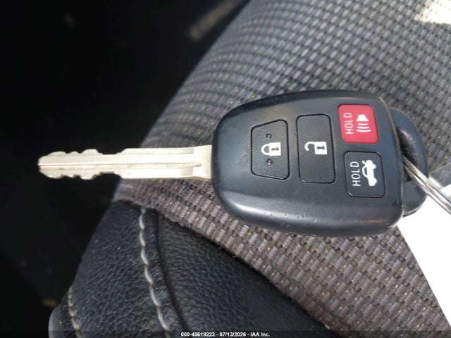 Toyota Corolla S 2016 5YFBURHE1GP476288 Image 11