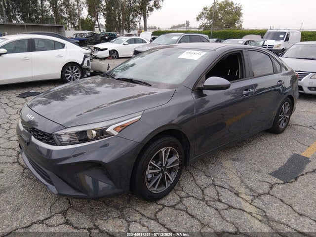 KIA Forte Lxs 2023 3KPF24AD8PE590351 Image 2