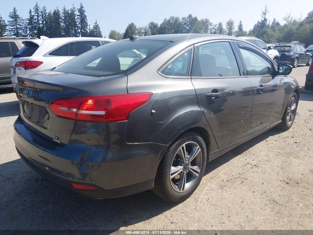 Ford FOCUS SE 2018 1FADP3FEXJL224576 Image 4