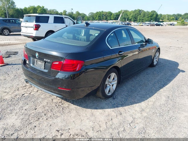 Продажа на аукционе авто 2012 Bmw 528i Xdrive, vin: WBAXH5C59CDW11697, номер лота: 45618281
