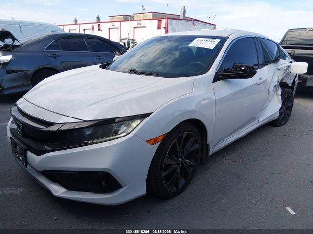Honda Civic Sport 2020 19XFC2F82LE206524 Image 2