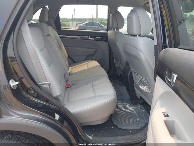 45618326 :رقم المزاد ، 5XYKTDA23BG170308 vin ، 2011 Kia Sorento Lx V6 مزاد بيع