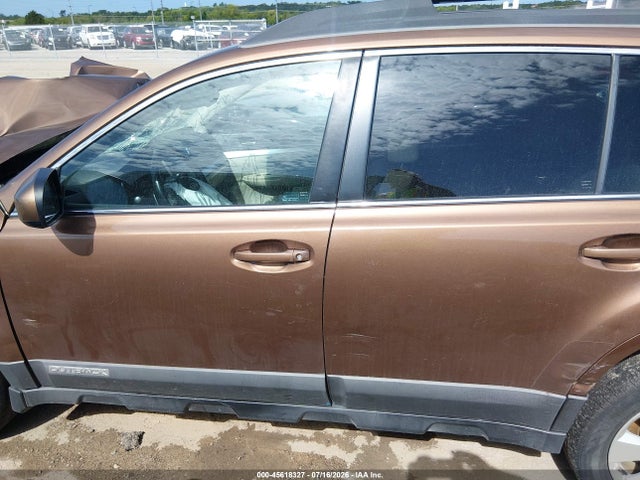 2011 Subaru Outback 2.5i Premium მანქანა იყიდება აუქციონზე, vin: 4S4BRCGC4B3326283, აუქციონის ნომერი: 45618327