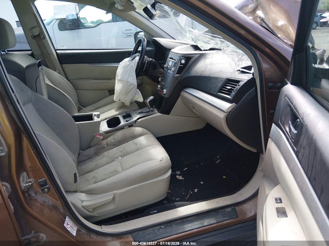 2011 Subaru Outback 2.5i Premium მანქანა იყიდება აუქციონზე, vin: 4S4BRCGC4B3326283, აუქციონის ნომერი: 45618327