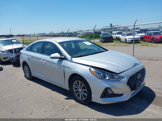 Hyundai SONATA SE 2018 5NPE24AF0JH723801 zdjęcie główne