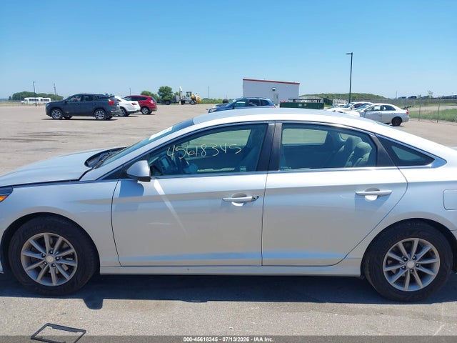 Hyundai SONATA SE 2018 5NPE24AF0JH723801 Image 14