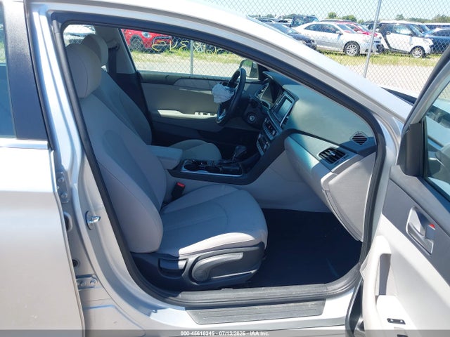 Hyundai SONATA SE 2018 5NPE24AF0JH723801 Image 5