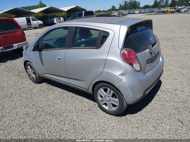 Chevrolet Spark 1lt Auto 2014 KL8CD6S90EC560812 Image 3