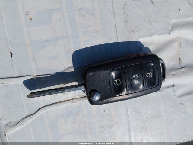 3VWD17AJ8EM262185 Volkswagen Jetta 1.8t Se