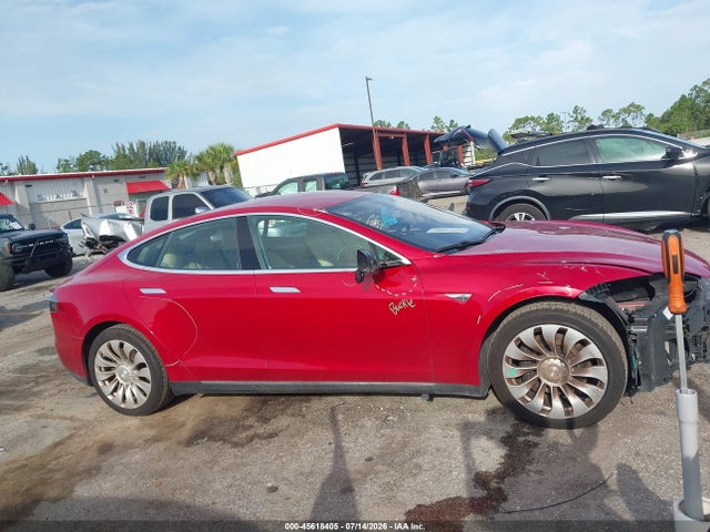 Tesla Model S 70d/85d/p85d 2015 5YJSA1S21FF081871 Image 12