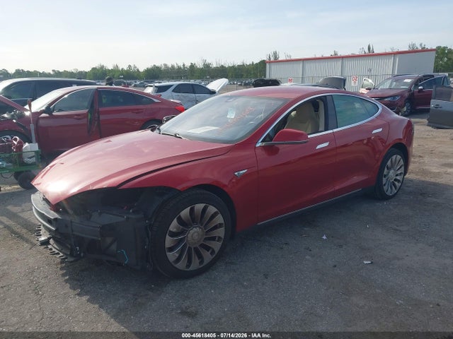 Tesla Model S 70d/85d/p85d 2015 5YJSA1S21FF081871 Image 2