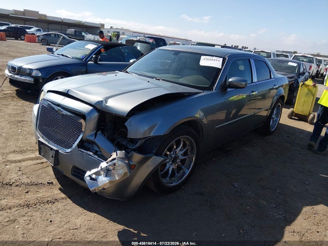 Продажа на аукционе авто 2006 Chrysler 300 Touring, vin: 2C3LA53G26H205893, номер лота: 45618414