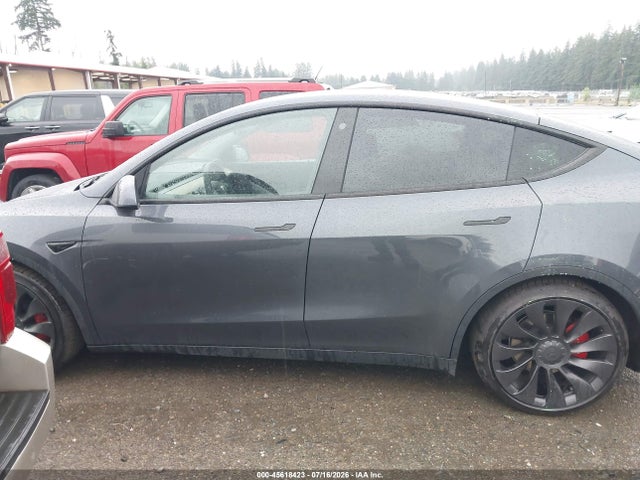45618423 :رقم المزاد ، 7SAYGDEF5NF397459 vin ، 2022 Tesla Model Y Performance Dual Motor All-wheel Drive مزاد بيع