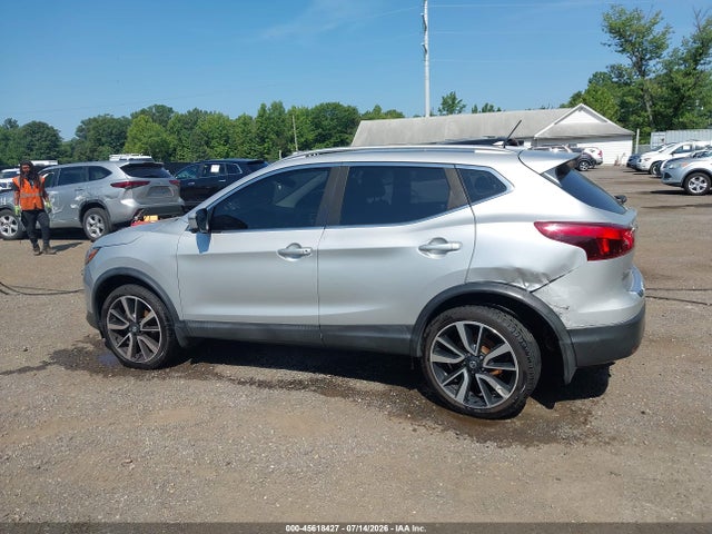Продажа на аукционе авто 2017 Nissan Rogue Sport Sl, vin: JN1BJ1CR1HW127342, номер лота: 45618427