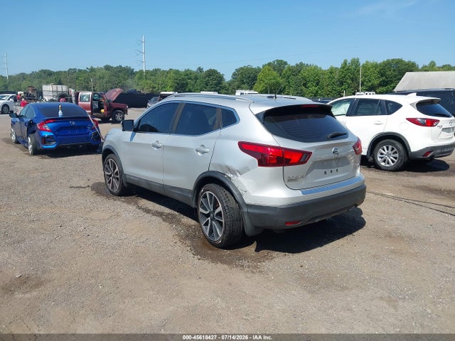 Продажа на аукционе авто 2017 Nissan Rogue Sport Sl, vin: JN1BJ1CR1HW127342, номер лота: 45618427