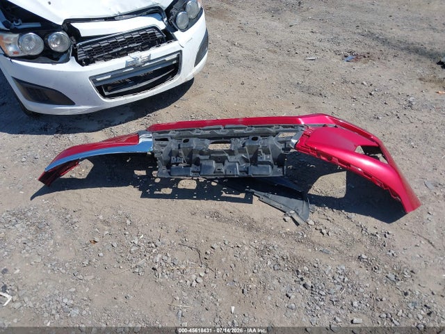 45618431 :رقم المزاد ، JA4AT4AA5JZ049213 vin ، 2018 Mitsubishi Eclipse Cross Le مزاد بيع