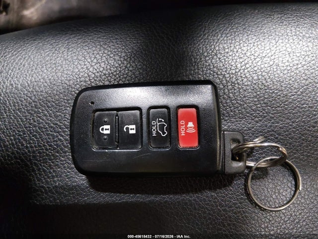 Toyota Rav4 Limited 2017 JTMDFREV5HD218903 Image 11