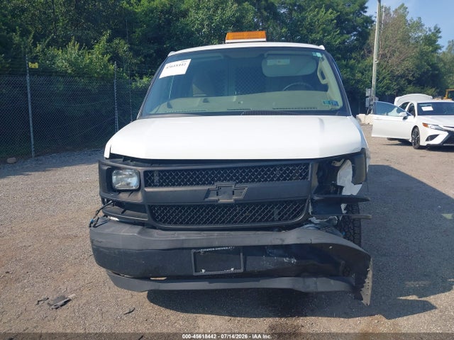 Chevrolet Express 2500 Work Van 2017 1GCWGAFF4H1133194 Image 13