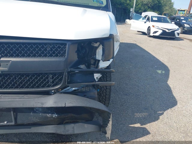 Chevrolet Express 2500 Work Van 2017 1GCWGAFF4H1133194 Image 6