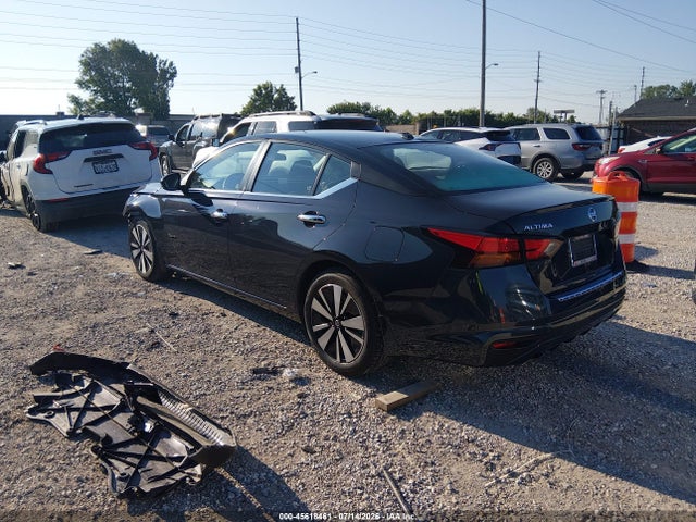 1N4BL4DV9NN401026 Nissan Altima Sv Fwd