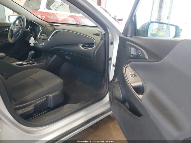 1G1ZC5ST1LF137655 Chevrolet Malibu Fwd 1fl
