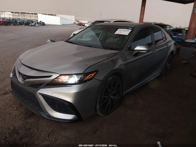 Toyota CAMRY SE 2022 4T1G11AK4NU667540 Image 2