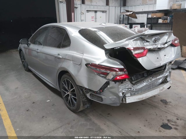 Toyota CAMRY SE 2022 4T1G11AK4NU667540 Image 3
