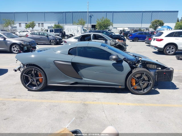 Mclaren 675lt Spider 2016 SBM11SAA4GW675997 Image 14