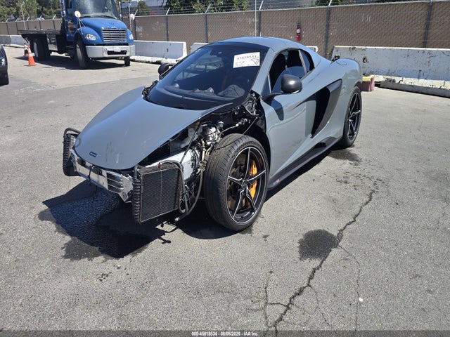 Mclaren 675lt Spider 2016 SBM11SAA4GW675997 Image 2