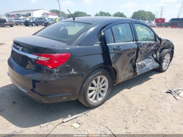 45618537 :رقم المزاد ، 1C3CCBBB3EN192527 vin ، 2014 Chrysler 200 Touring مزاد بيع