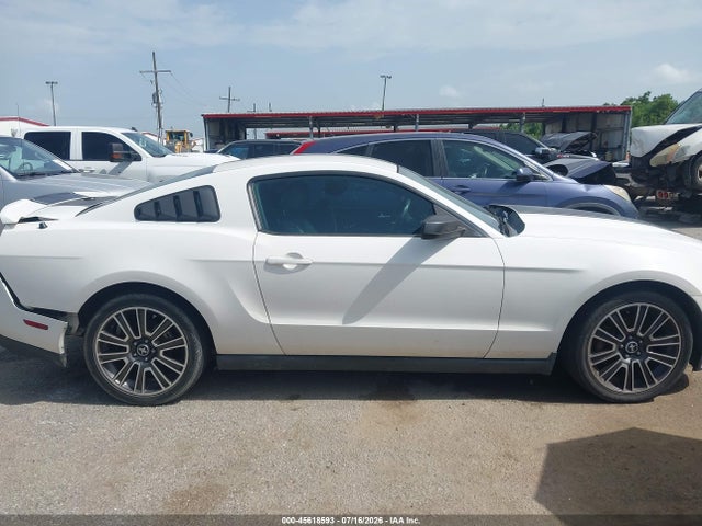 45618593 :رقم المزاد ، 1ZVBP8AM8C5284745 vin ، 2012 Ford Mustang V6 Premium مزاد بيع
