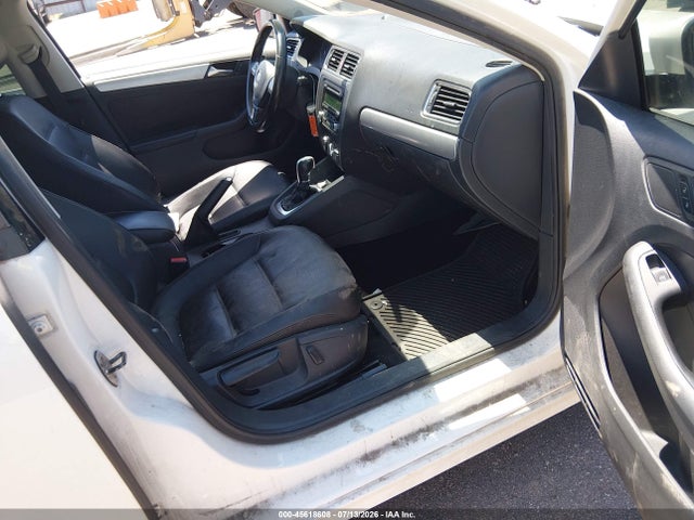 45618608 :رقم المزاد ، 3VWDX7AJ0DM391664 vin ، 2013 Volkswagen Jetta 2.5l Se مزاد بيع