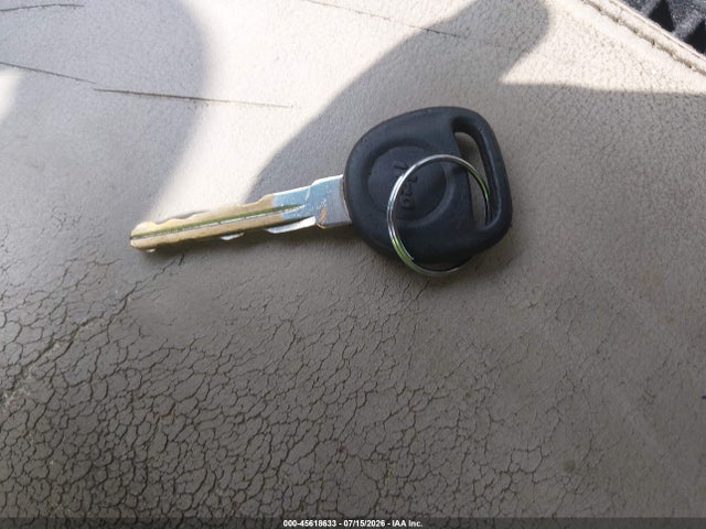 Продажа на аукционе авто 2001 Cadillac Deville Standard, vin: 1G6KD54Y21U275215, номер лота: 45618633