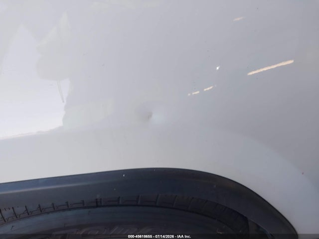 1C4RJEAG9JC382722 Jeep Grand Cherokee Laredo 4x2