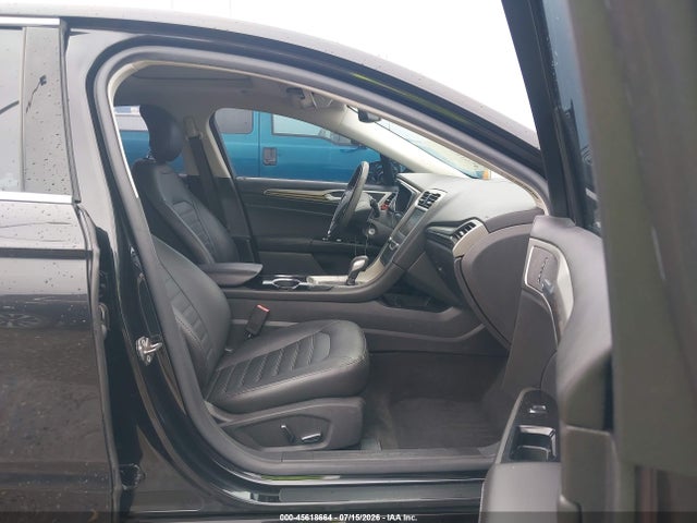 45618664 :رقم المزاد ، 3FA6P0HR0DR341371 vin ، 2013 Ford Fusion Se مزاد بيع