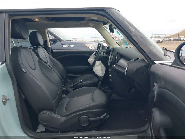 45618668 :رقم المزاد ، WMWSU3C5XDT688788 vin ، 2013 Mini Hardtop Cooper مزاد بيع