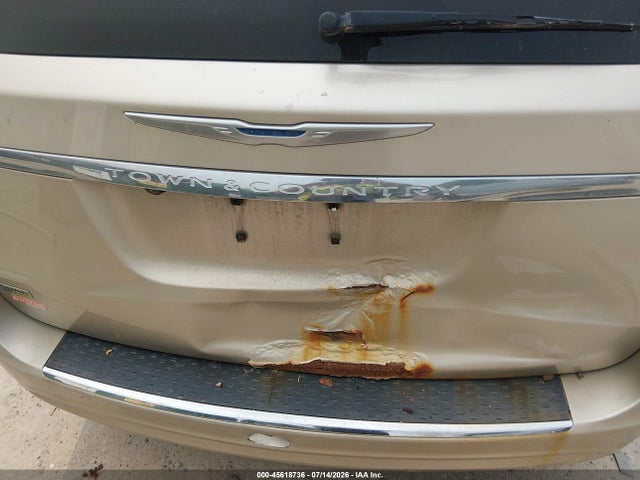 Продажа на аукционе авто 2015 Chrysler Town & Country Touring, vin: 2C4RC1BG8FR717954, номер лота: 45618736