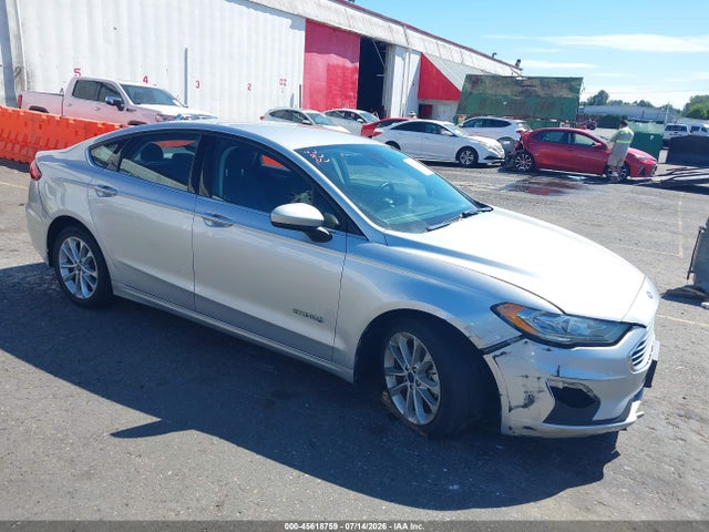 2019 3FA6P0LU2KR181972 main image