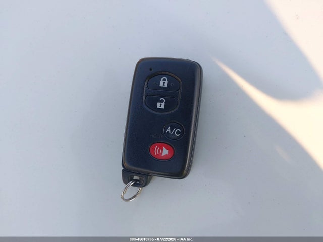 45618765 :رقم المزاد ، JTDKN3DP0C3017158 vin ، 2012 Toyota Prius Plug-in Advanced مزاد بيع