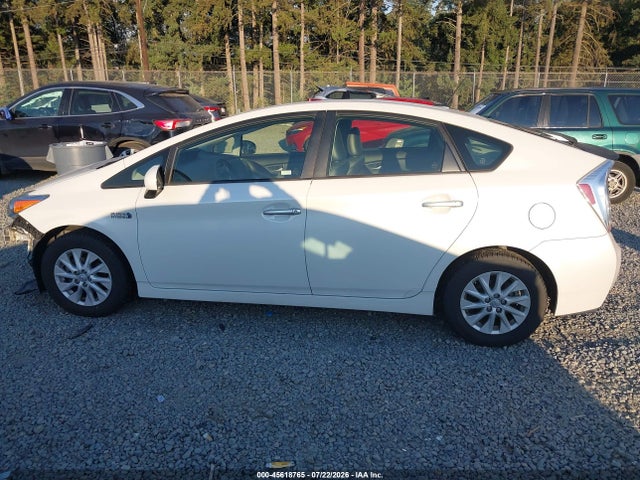 45618765 :رقم المزاد ، JTDKN3DP0C3017158 vin ، 2012 Toyota Prius Plug-in Advanced مزاد بيع