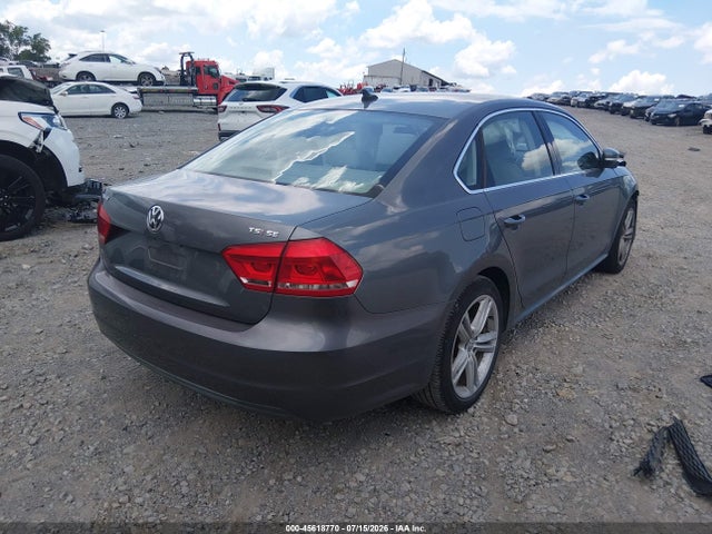 Aukcja sprzedaży 2014 Volkswagen Passat 1.8t Se, vin: 1VWBS7A30EC115804, numer aukcji: 45618770