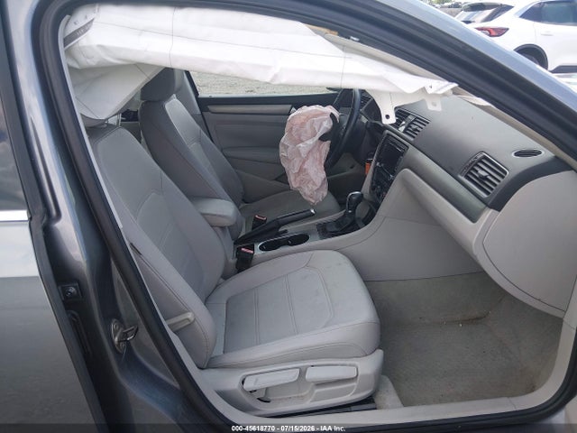 Aukcja sprzedaży 2014 Volkswagen Passat 1.8t Se, vin: 1VWBS7A30EC115804, numer aukcji: 45618770