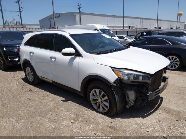 2017 5XYPG4A53HG217737 main image