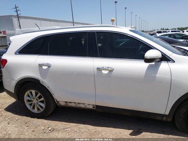5XYPG4A53HG217737 KIA Sorento 3.3l Lx