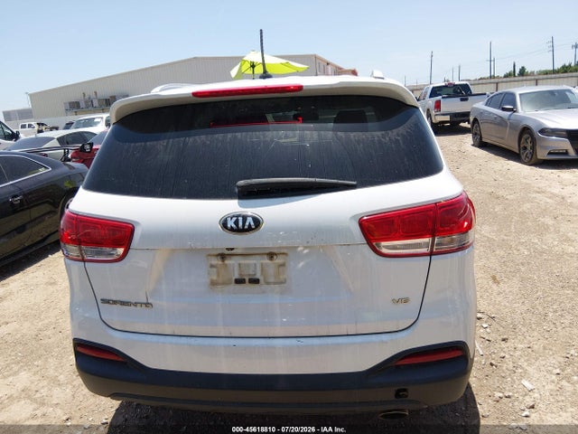 5XYPG4A53HG217737 KIA Sorento 3.3l Lx