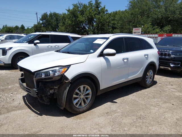 5XYPG4A53HG217737 KIA Sorento 3.3l Lx