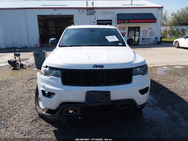 Продаж на аукціоні авто 2018 Jeep Grand Cherokee Upland 4x4, vin: 1C4RJFAG2JC499984, номер лоту: 45618827